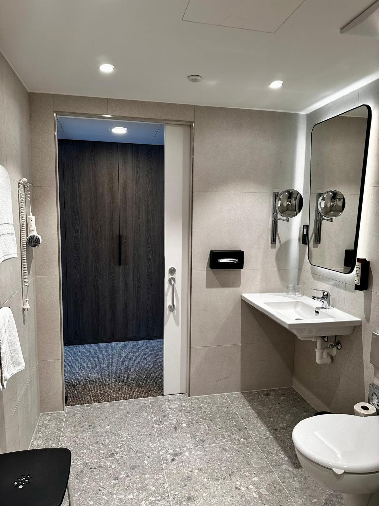 Stadthotel Hotel 3*